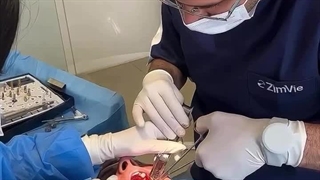 دکتر امیر صلح جو درمان ریزش مو