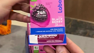 بالم لب لابلو تمشک | Labello BlackBerry Shine