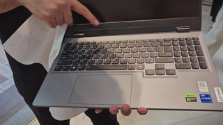 انباکس لپ‌تاپ Lenovo LOQ 15IRX9 | بهترین لپ‌تاپ گیمینگ اقتصادی 2025؟