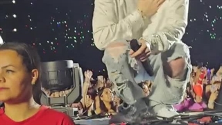 یه استی نوشته بود "من مامانمو ۳ ماه پیش از دست دادم..." ریکش چان... ㅠㅠㅠㅠㅠㅠ