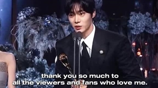 جایزه بهترین بازیگر مرد تازه کار: چو یونگ وو برای سریال کد تروما:قهرمانان در آماده باش(لیست بقیه برندگان در لیست پخش هست)