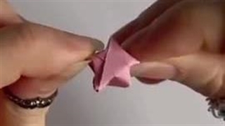 همیشه دلم می خواست از این ستاره ها درست کنم ولی اخر هم نکردم