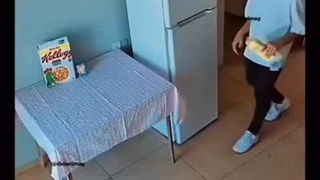 من جزو ارواح نمام....بیس روز یه بار میام و میرم:خنده: