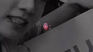 این‌ آهنگه انگار برای‌ خودش ساخته شده..... ☆♡