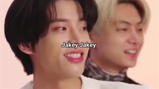 مجموعه ای از جیکی جیکی گفتن های اعضا♡/جیکی جیکی^^