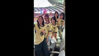 اعضای ایتزی امروز رفته بودن بازی بارسلونا رو دیدن که اکانت خود بارسا هم عکس و ویدیوشونو گذاشت 