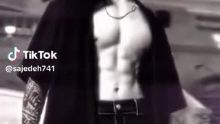 و همچنان منی که سرمو گرم میکنم تا لایو شرو شه