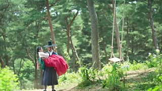 دو سال پیش در همچین روزی اولین قسمت سریال عزیزترینم پخش شد((((((((: ♡