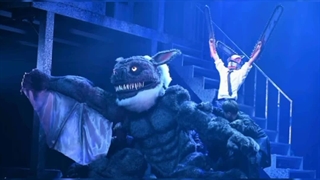 تریلر استیج (نمایش) مرد اره ای توضیحات مهم