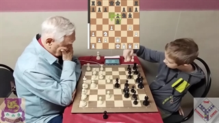 مبارزه شطرنج - پیرمرد (1806) - کودک (1637) - Rapid