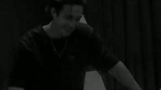 بد شد که. باز داره دژاوو میشه