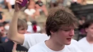 وقتی دانشجویان اسپانیایی به زبان فارسی شعار مرگ بر اسرائیل میگن....