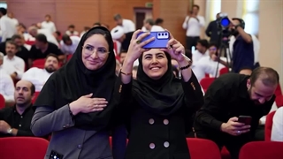 آیین رونمایی از هویت بصری جدید شرکت پتروشیمی جم صبح روز سه‌شنبه ۱۴ مردادماه ۱۴۰۴ در سالن آپادانا