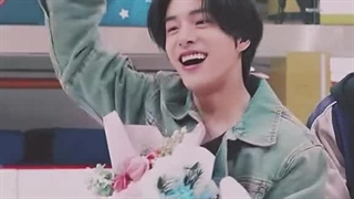 ادیت از جیک در برنامه اسکیت روی یخ!/برای دیدن کل برنامه، میتونید به کپشن مراجعه کنید♡