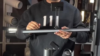 چراغ بالای تابلو دیواری مدرن