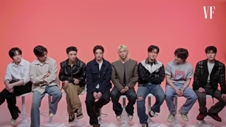 مصاحبه STRAY KIDS با چالش صندلی داغ همراه زیرنویس فارسی آنلاین ♡♡ کپ