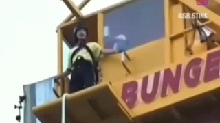 اگه من جای هیون بودم از قبل سکته میزدم