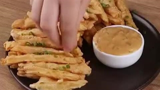 سیب زمینی سرخ کرده خوشمزه