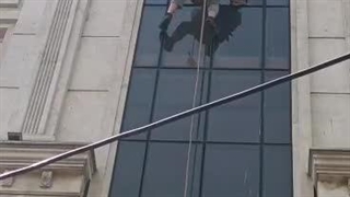 شستشوی نما ساختمان بدون داربست در تهران