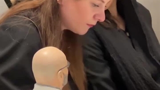 مدیریت کلینیک دندانپزشکی، دکتر داودیان