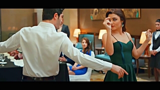 میکس سریال عشق حرف حساب حالیش نمیشه ✨♥️