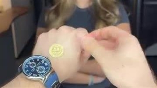 شعبده بازی - چگونه یک سکه را ناپدید کنیم؟