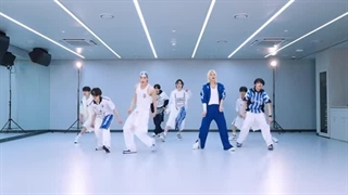 دنس پرکتیس آهنگ CEREMONY ازStray Kids «درخواستی»