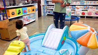 استخر بادی سرسره دار دایناسور