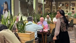 آقای کباب به بودن تک تک تون افتخار میکنه 