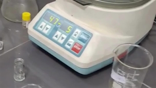 میزکار در پایان یک روز کاری هشت ساعته و ساخت پنج گونه تست شده در جی سبز