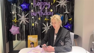 لایو تولد چان STRAY KIDS در تاریخ 2025.10.3 همراه زیرنویس فارسی آنلاین ♡♡ کپشن