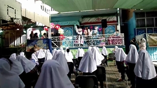 اجرای شاد کرومی در جشن دبستان