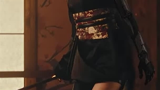 زیرنویس پشت صحنه موزیک ویدیو بیبی مانستر رو گذاشتم