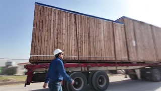 گام بزرگ پتروشیمی تبریز در توسعه پروژه پلی‌اتیلن سنگین؛ پکیج ۳۳۰ تنی اکسترودر با موفقیت وارد سایت پروژه شد