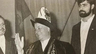 ویدئوی کمتر دیده شده از اعطای دکتراى افتخارى دانشگاه قرقیزستان به آیت‌الله هاشمی