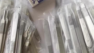 راز پوستی براق و بدون پرز با درماپلنینگ حرفه‌ای!