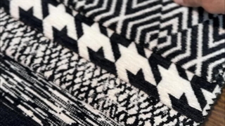 زیبایی این پارچه مبلی راحتی روی مبلمان،تماس:۰۹۱۲۷۰۱۶۶۷۰