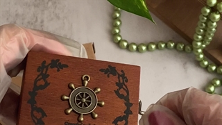 جعبه موزیکال چوبی هندلی کلاسیک - آهنگ پدرخوانده