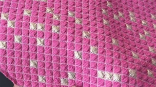 پارچه ژاکارد صورتی روشن