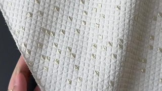 پارچه ژاکارد سفید شیری