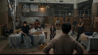 تیزر فرار از زامبی شدنZomvivor(توضیحات کپشن)