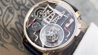 زیباترین ساعت مکانیکی رزگلد که دیدی! 