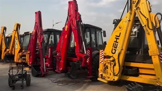 ورادات بیل میکانیکی و لودر در بازرگانی بلوچ