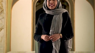 ما ایستاده ایم، می سازیم و ادامه می دهیم