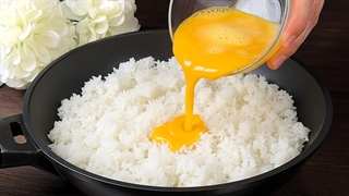 برنج با تخم مرغ از پیتزا بهتره! من تقریباً هر روز اون رو درست می‌کنم!