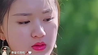 لوسی در حال کره ای صحبت کردن  اوپا اوپا اوپا کنگ نمستان... ♡☆