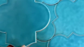 کاشی مغربی تولید شده با رنگ اختصاصی توسط کارخانجات آرچی لرن