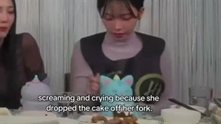 اخیرا حرکات کیوت؟ کرینج؟ اگیوهای کارینا عضو اسپا وایرال شده و نتیزن‌ها می‌گن کی قراره به کارینا بگه اون ( ادامه کپشن )