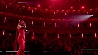 اجرای زنده اهنگ training season از دوالیپا (درخواستی)