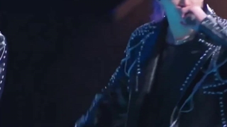 چان موهاشو بنفش کرده: